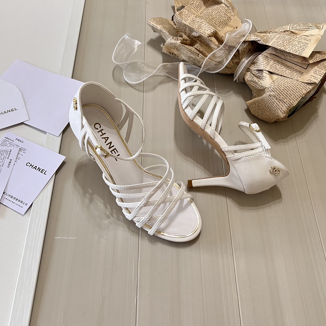 Women Top Quality C*hanel shoes