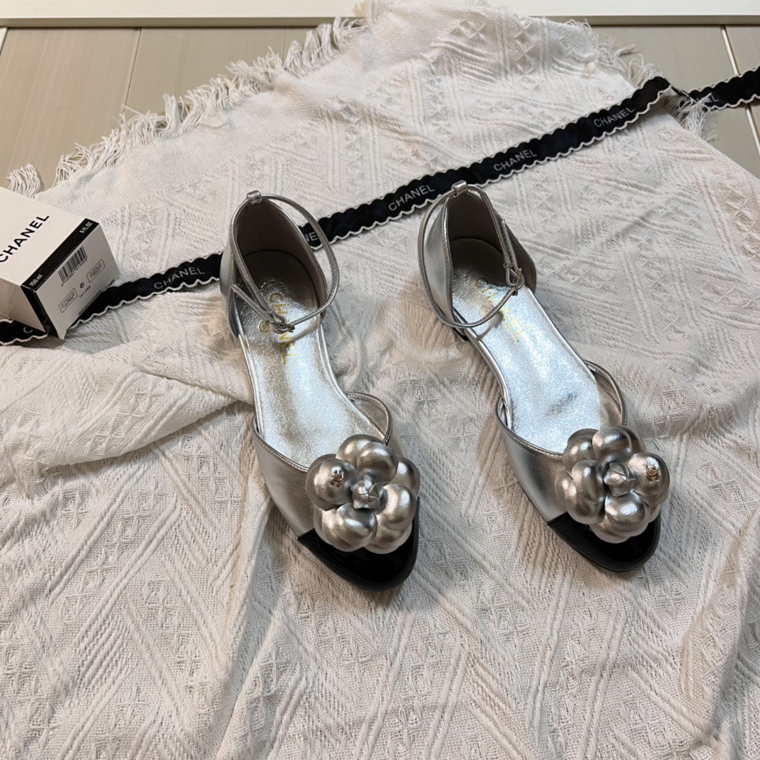 Women Top Quality C*hanel shoes