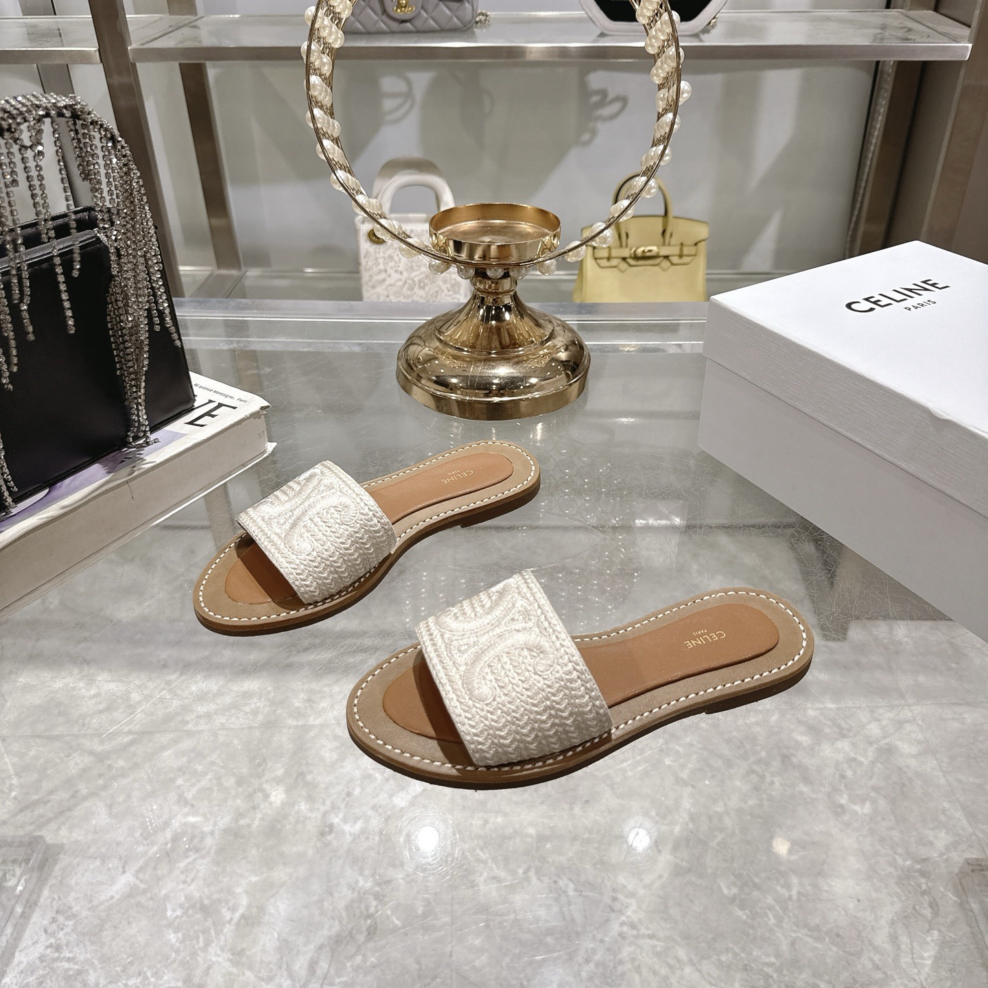 Women Top Quality C*eline shoes