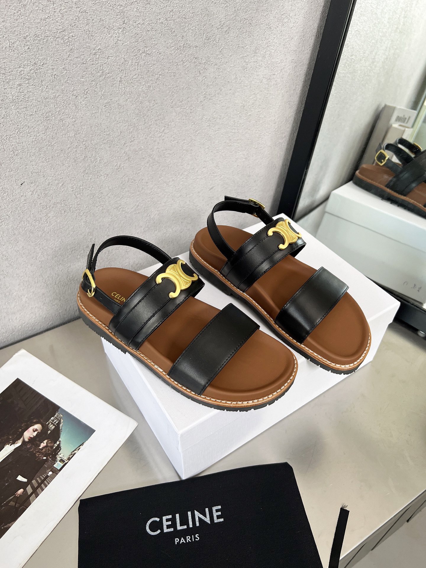 Women Top Quality C*eline shoes