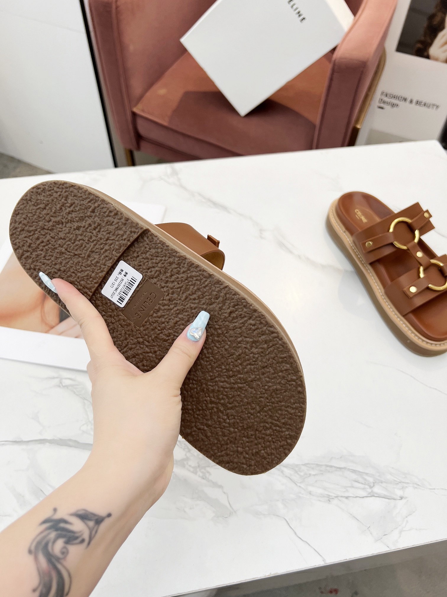 Women Top Quality C*eline shoes