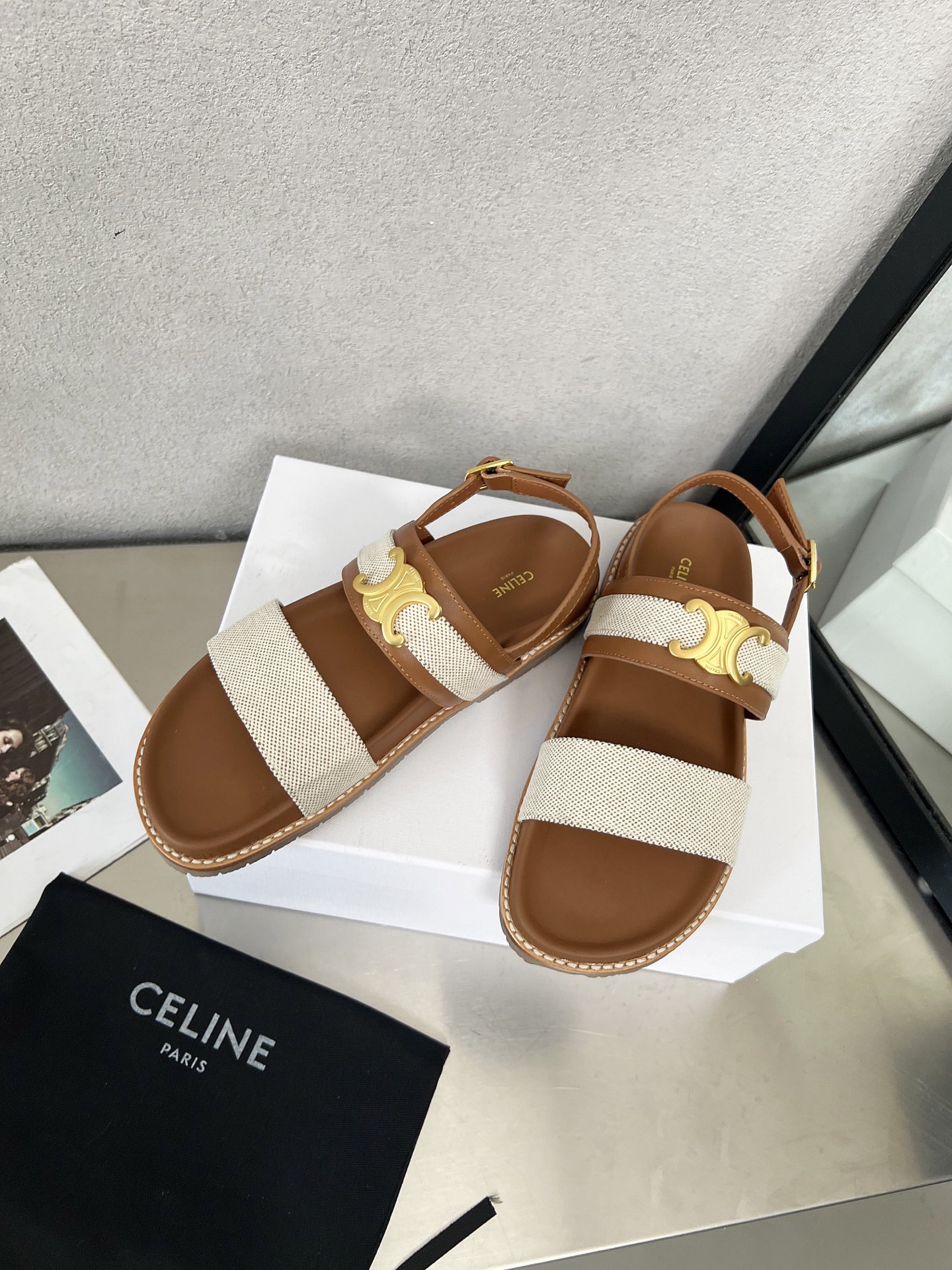 Women Top Quality C*eline shoes