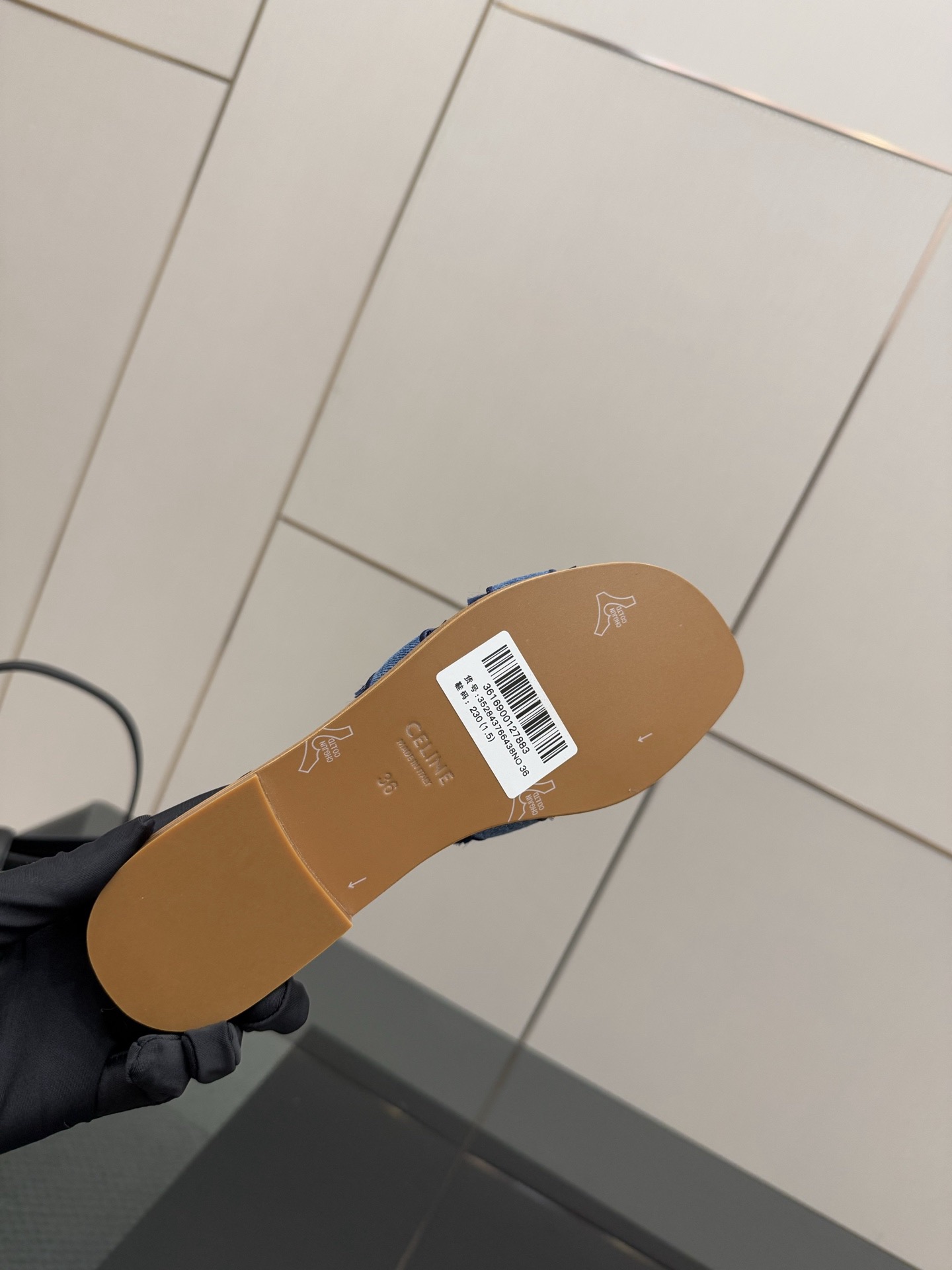 Women Top Quality C*eline shoes