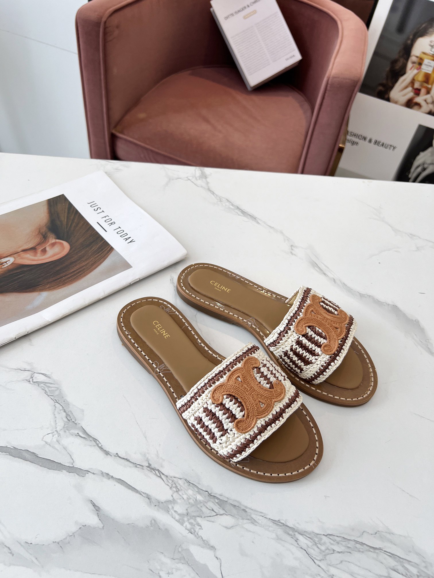 Women Top Quality C*eline shoes