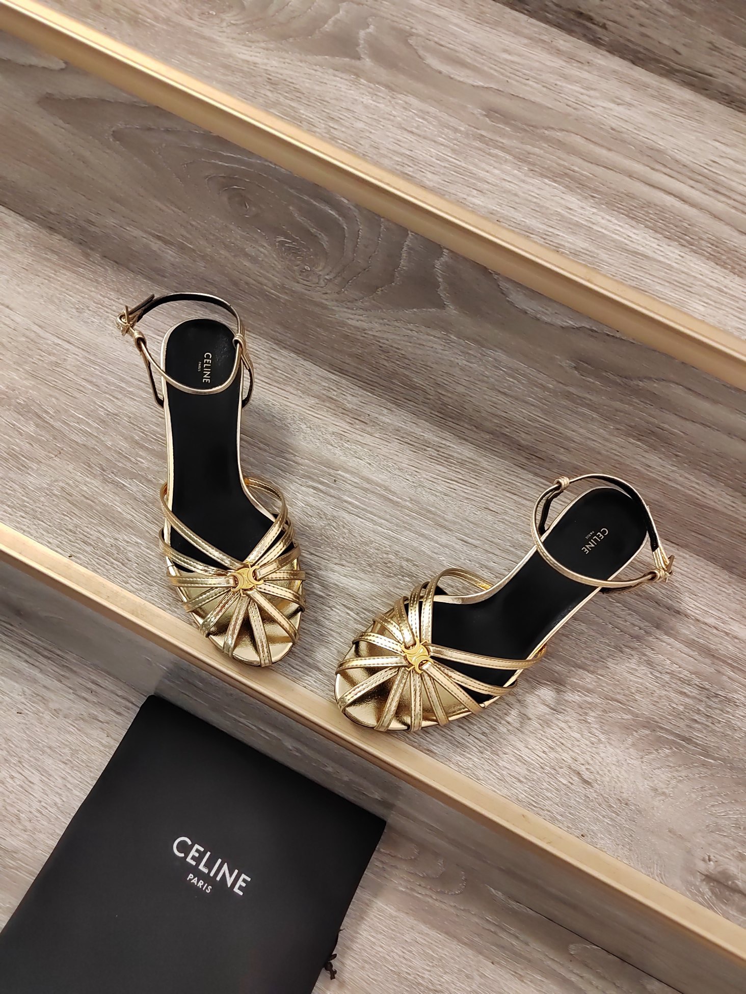 Women Top Quality C*eline shoes