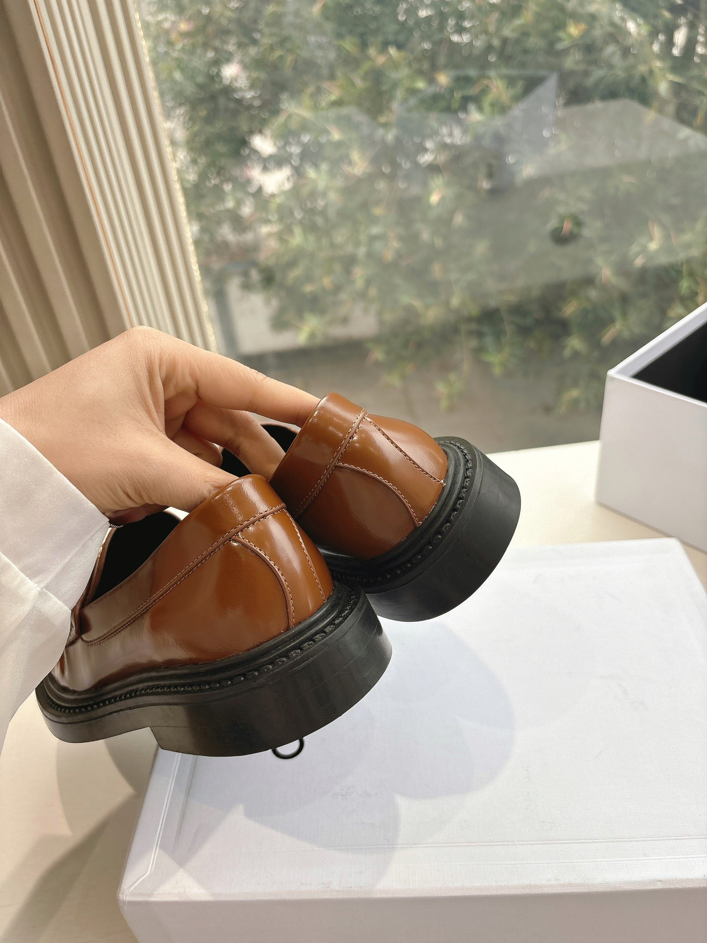 Women Top Quality C*eline shoes