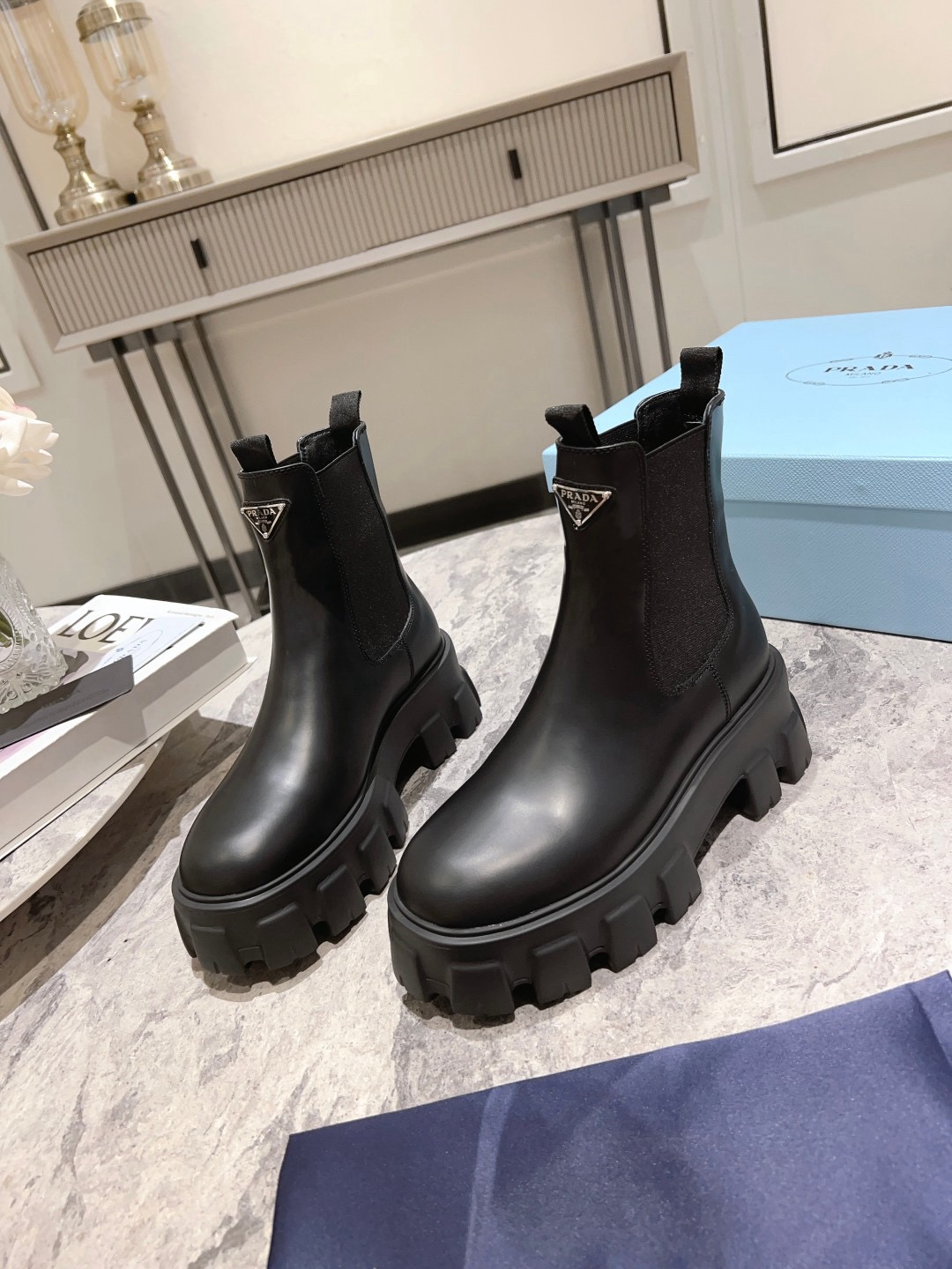 Women Men Top Quality P*rada shoes