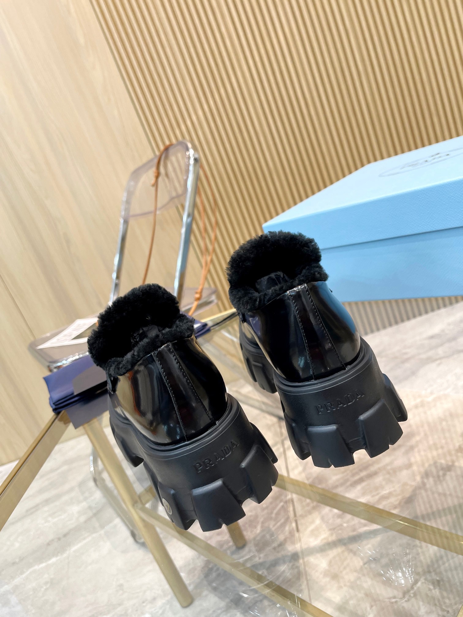 Women Men Top Quality P*rada shoes