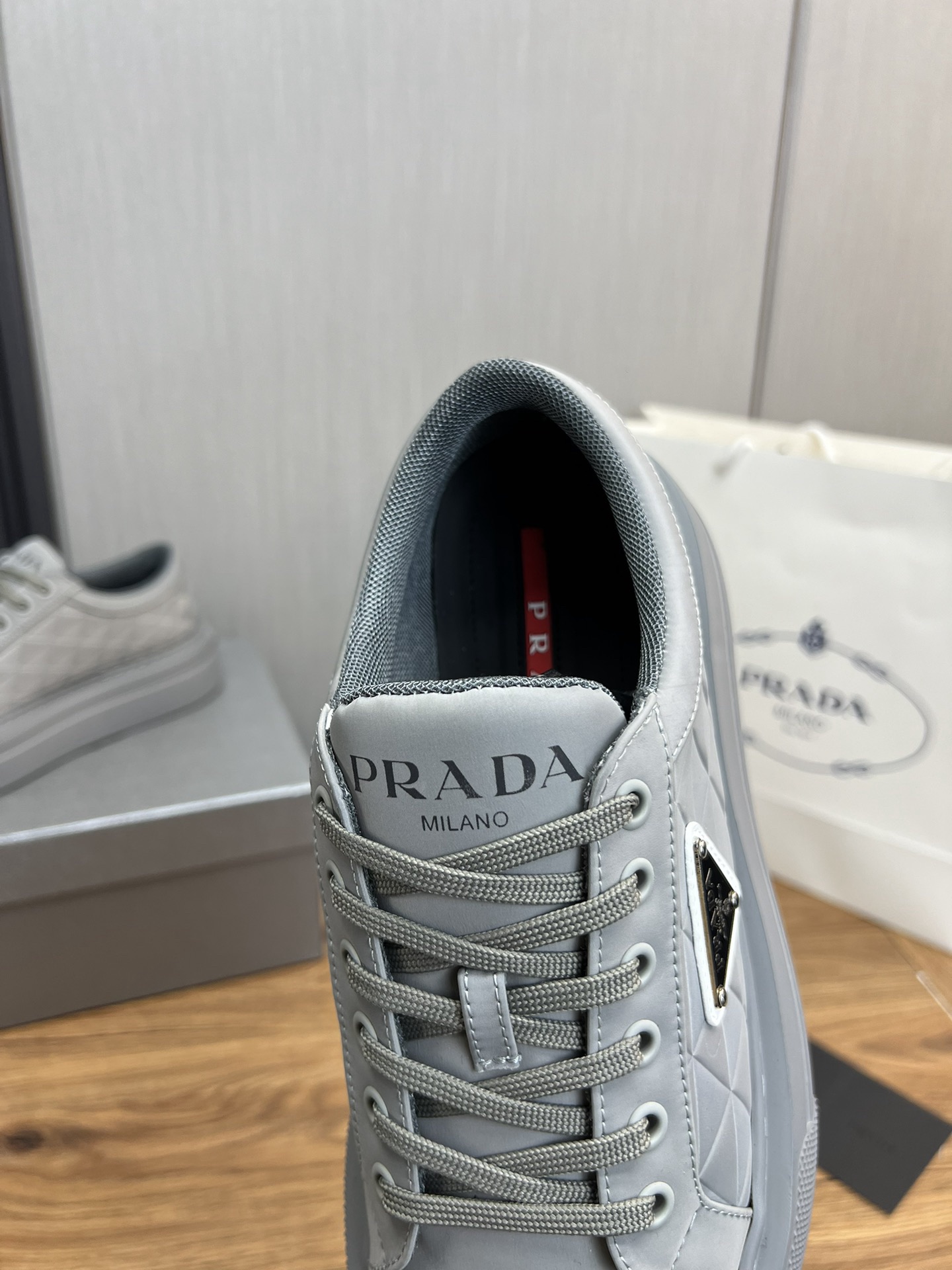 Women Men Top Quality P*rada shoes