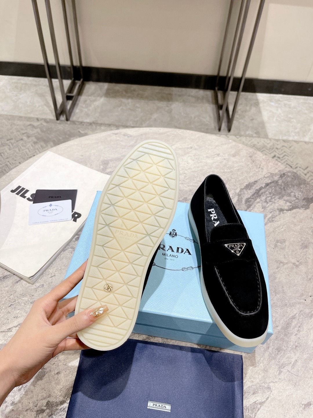 Women Men Top Quality P*rada shoes