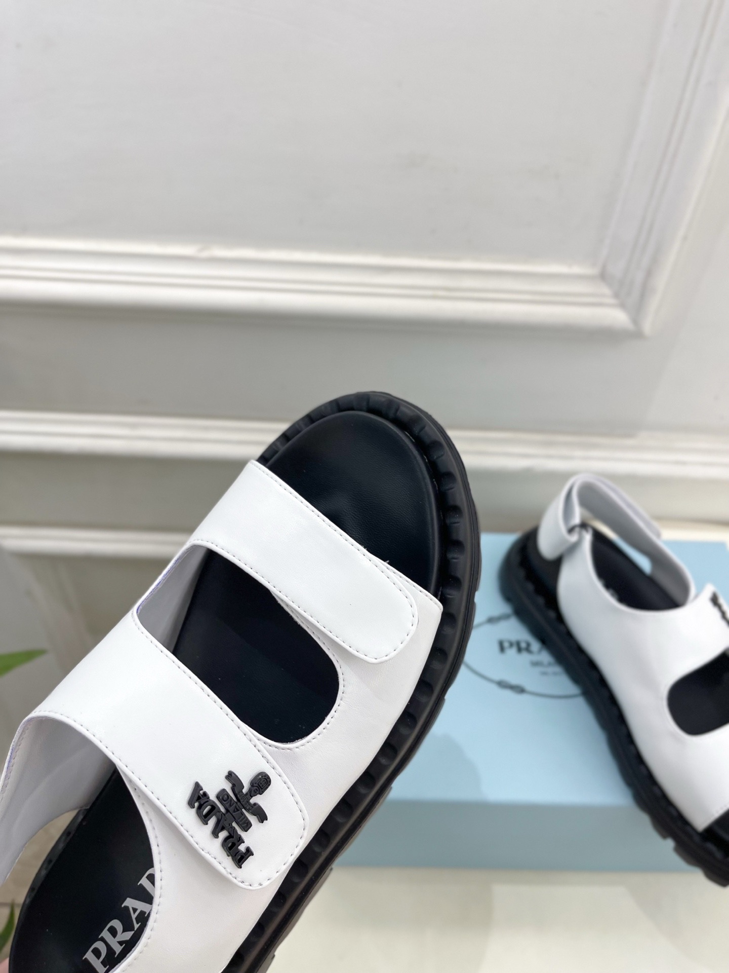 Women Men Top Quality P*rada shoes