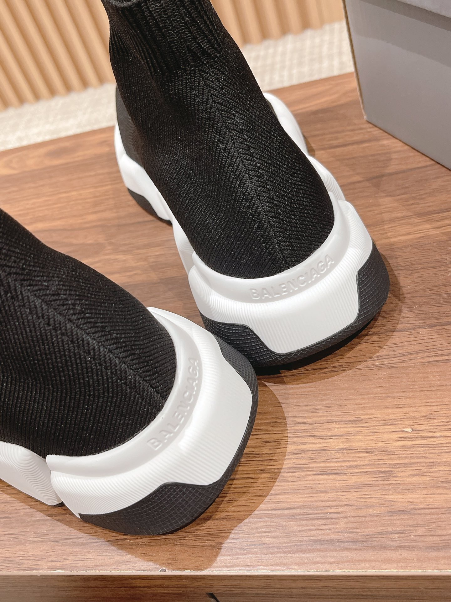 Men Women size 35-45 A*lexander M*cqueen Sneaker Top Quality 1:1