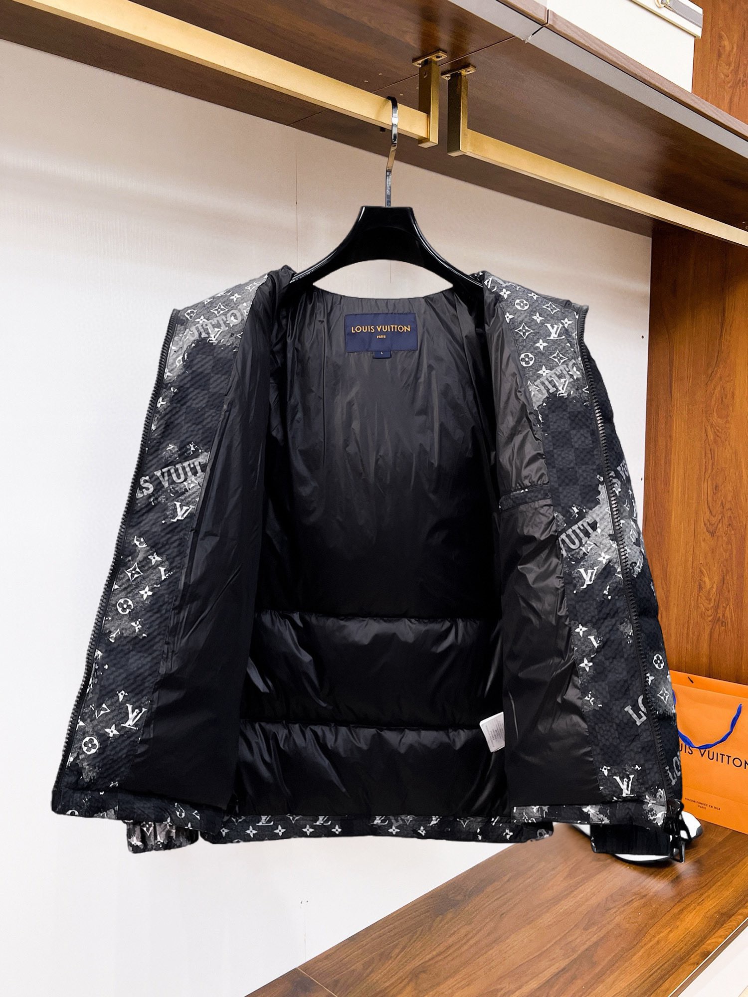 L*V Louis Vuitt*on Top Quality 1:1 Jacket