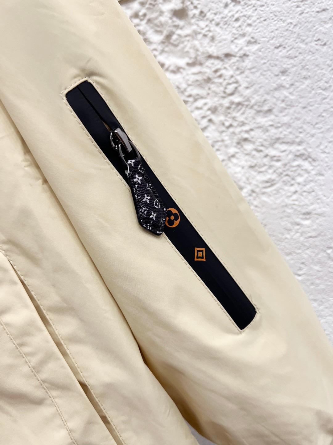 L*V Louis Vuitt*on Top Quality 1:1 Jacket