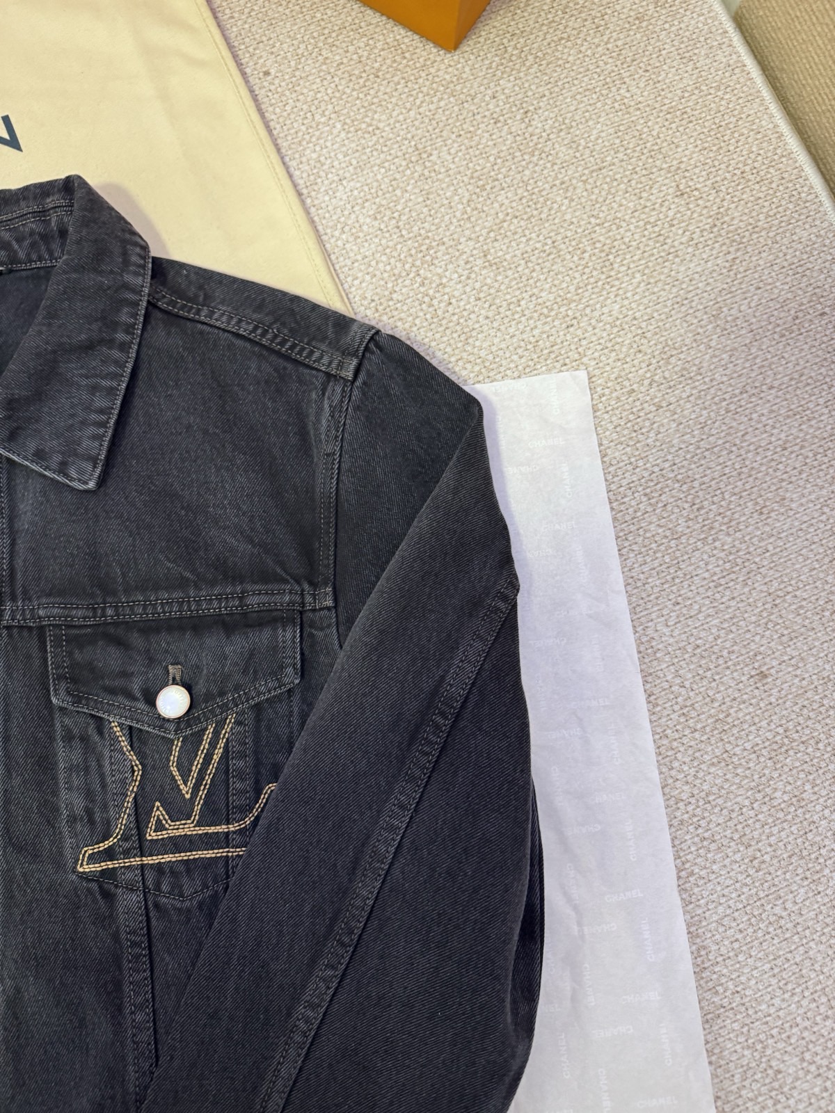 L*V Louis Vuitt*on Top Quality 1:1 Jacket