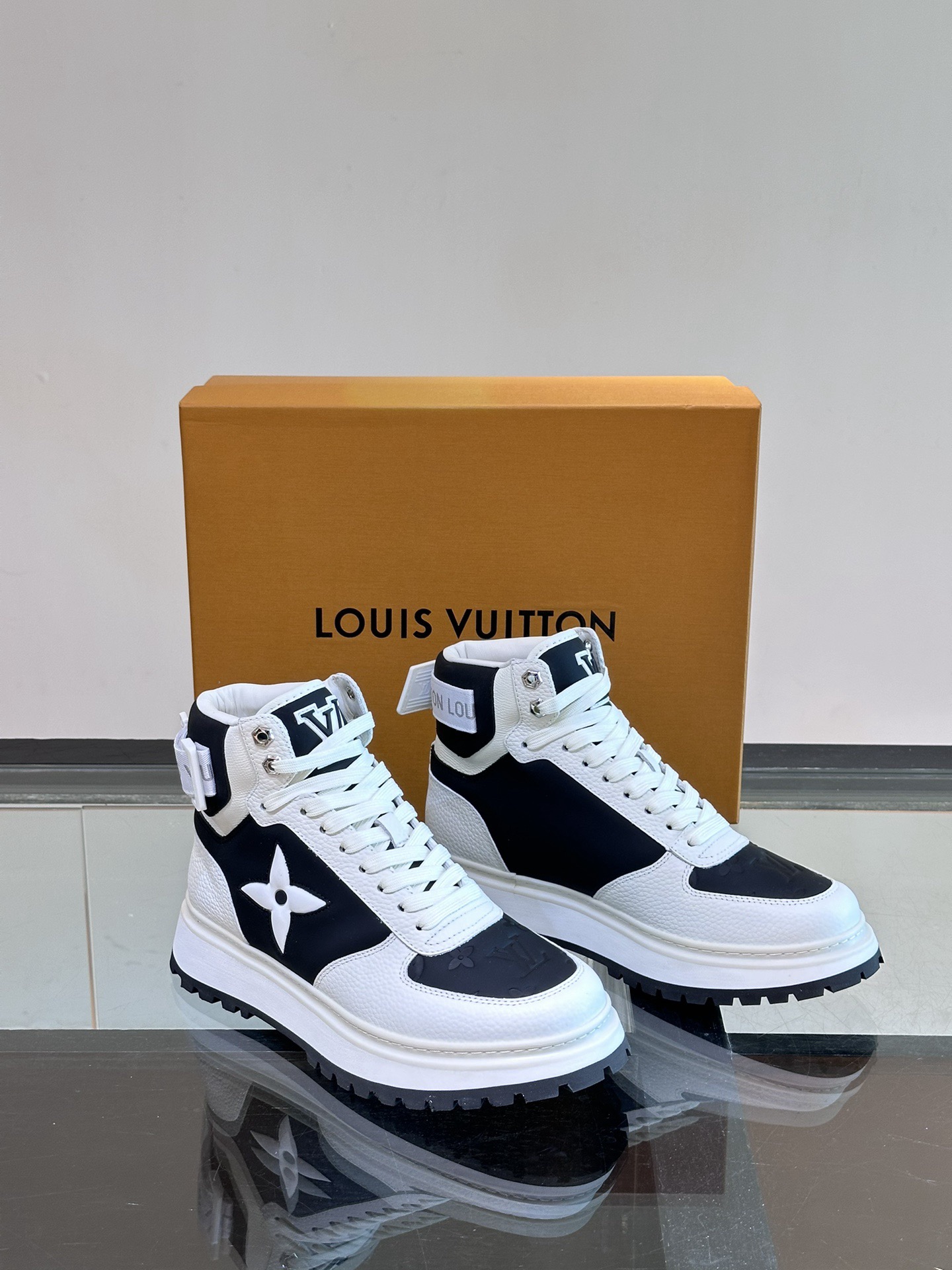 Men L*ouis V*uitton Top Sneaker L*V Shoes