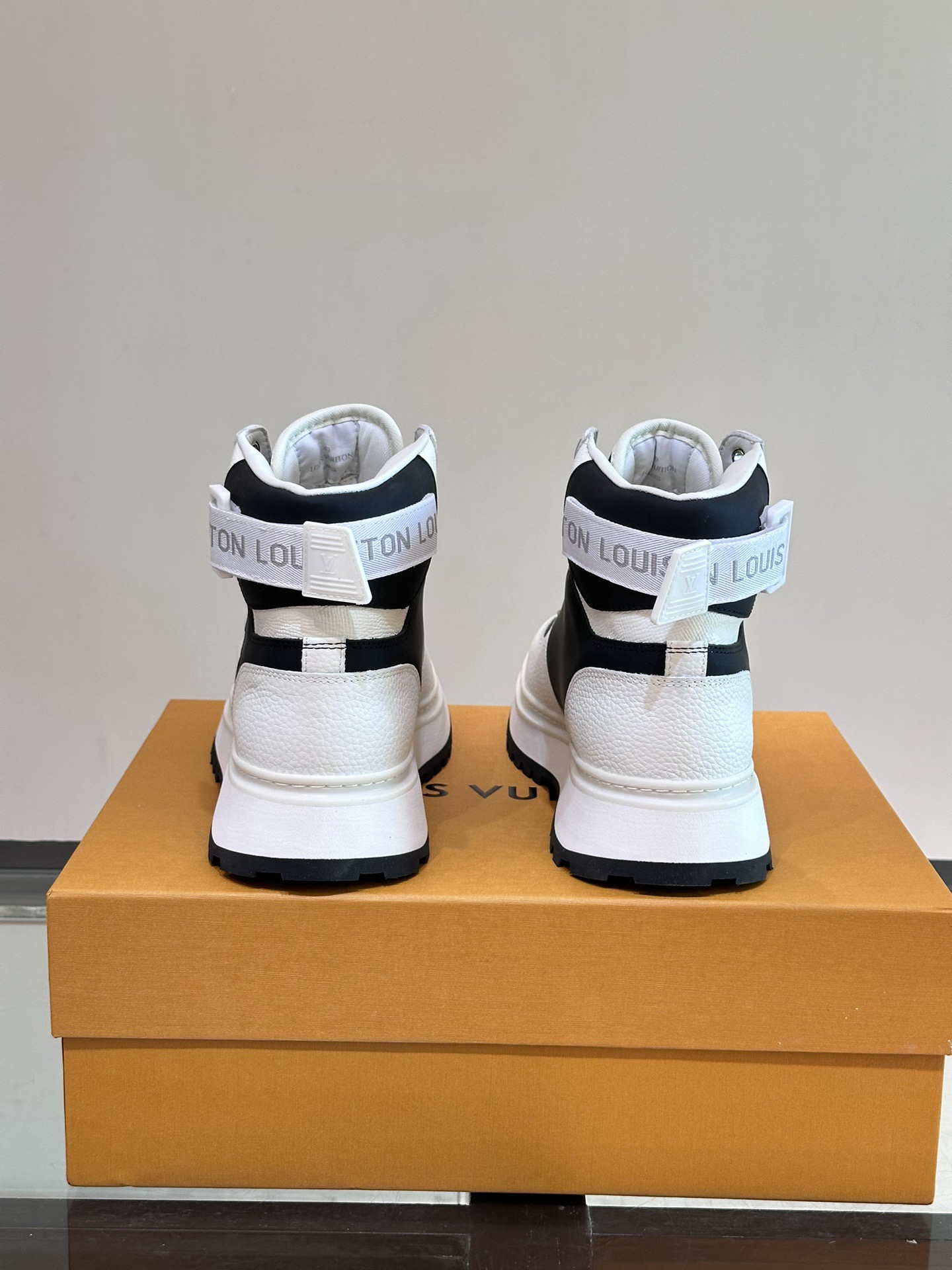 Men L*ouis V*uitton Top Sneaker L*V Shoes