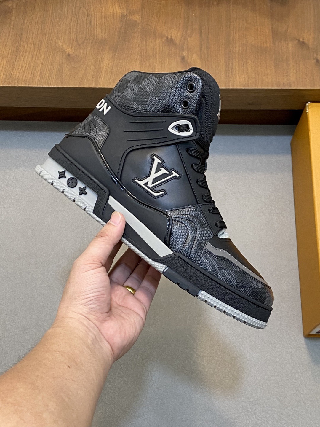 Men L*ouis V*uitton Top Sneaker L*V Shoes